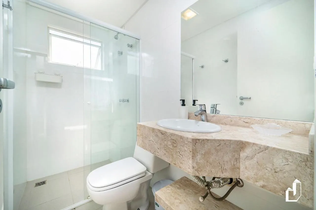 Kremer Residence - Apartamento 203 Bombinhas