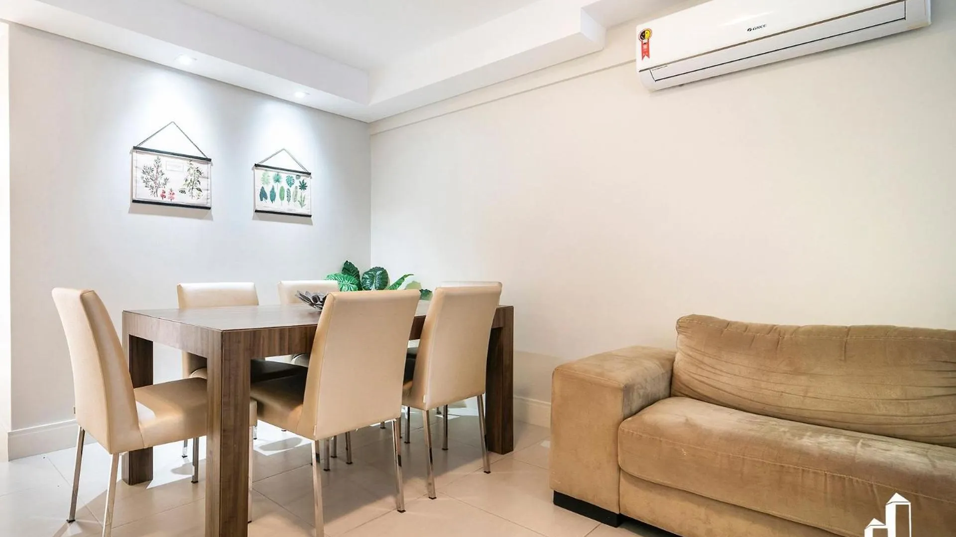 Kremer Residence - Apartamento 203 Bombinhas